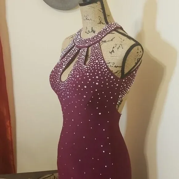 Morgan & Co. Burgundy Embellished Halter Maxi Dress | Low Back | Size 1/2 - Picture 4 of 10